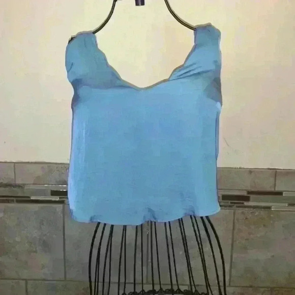 Kimchi blue woman’s top size XS - Picture 1 of 3